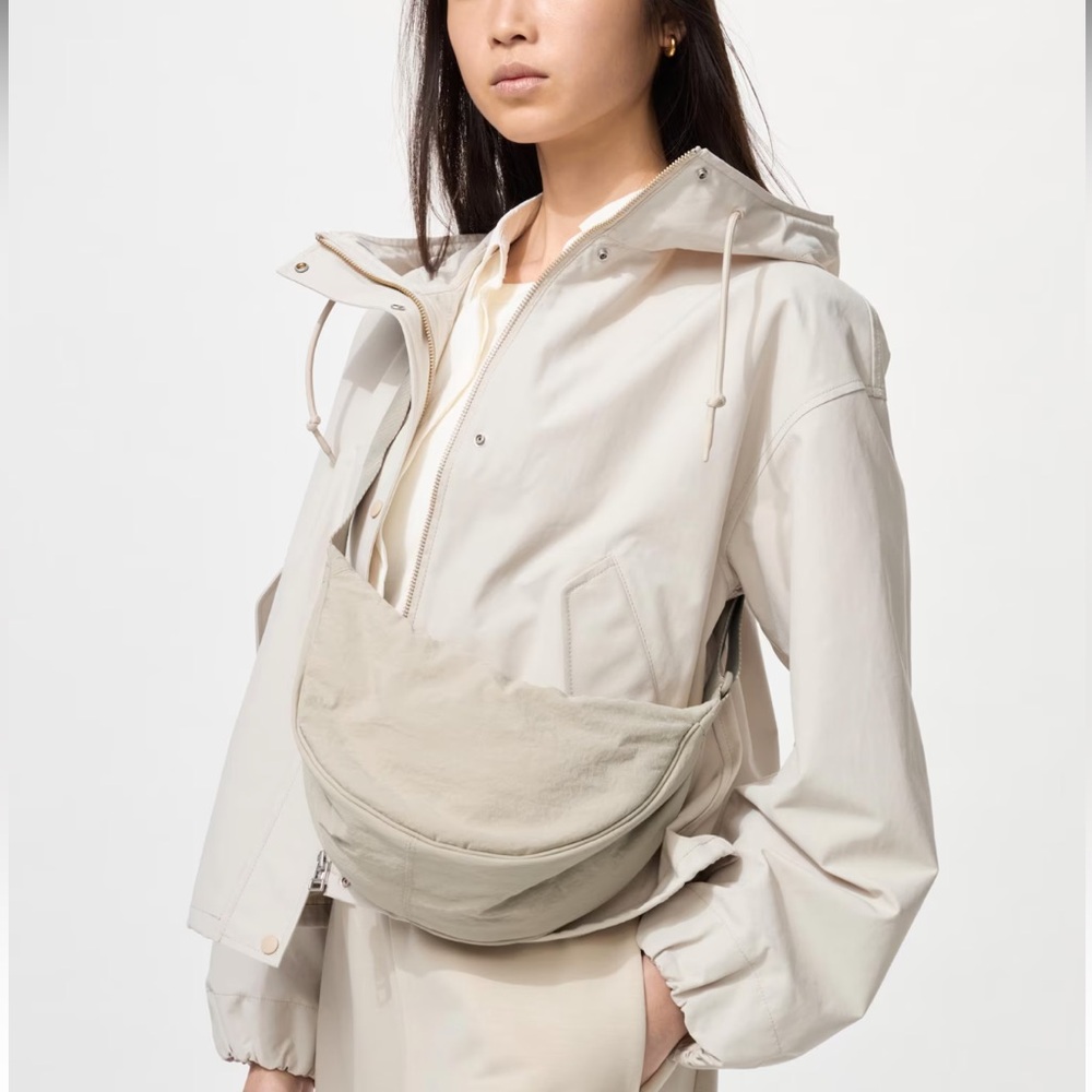 Nwt Uniqlo Round Mini Bag